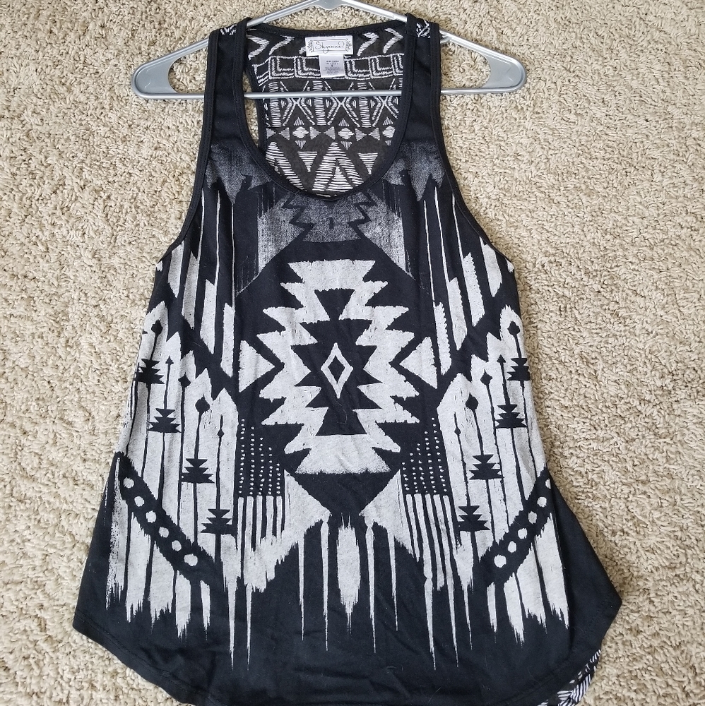 High-low flowy tank top